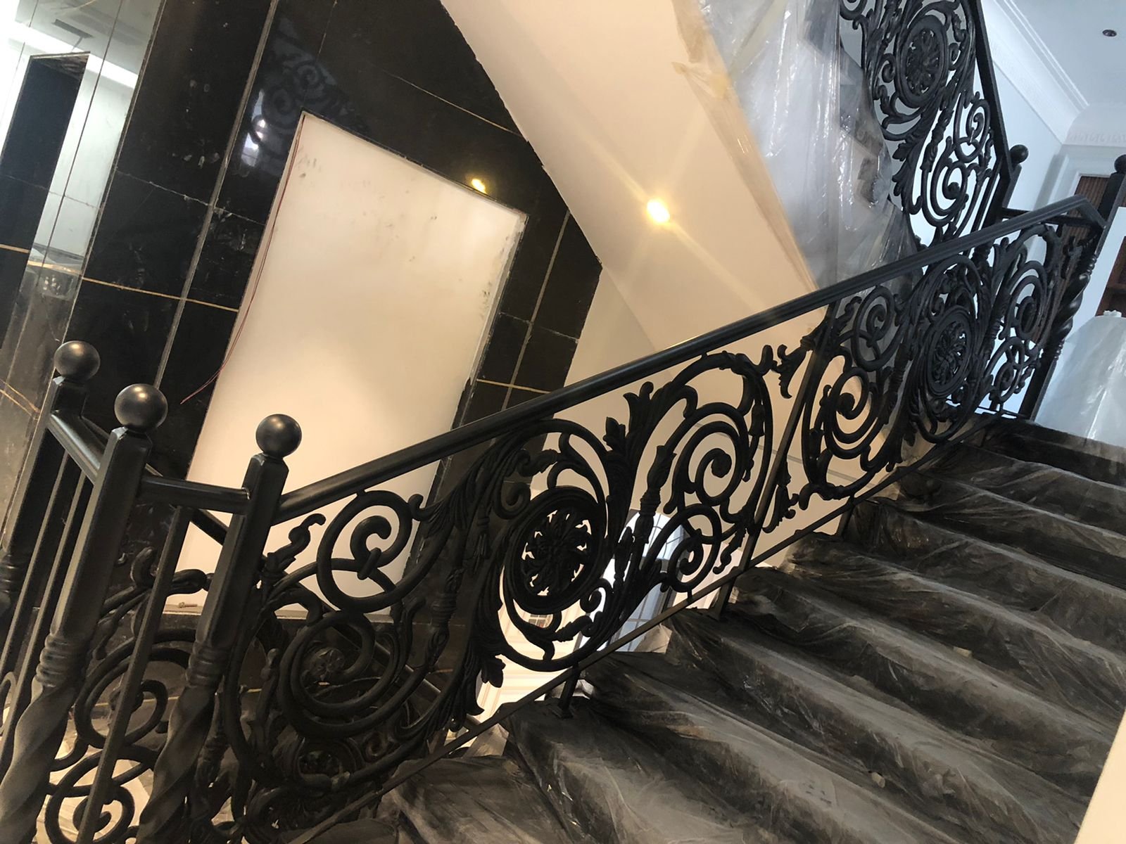 ورشة حدادة ابواب وشبابيك الرياض  0508152521حداد  أبواب شبابيك طاولات  الرياض تفصيل صناديق  سيارات حداد هناجر مظلات  الرياض ورشة حدادة هناجر الرياض افضل ورشة حدادة مظلات الرياض